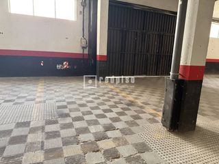 Aparcament cotxe  De bolta�a. Plaza de garaje en venta en el barrio de canillejas