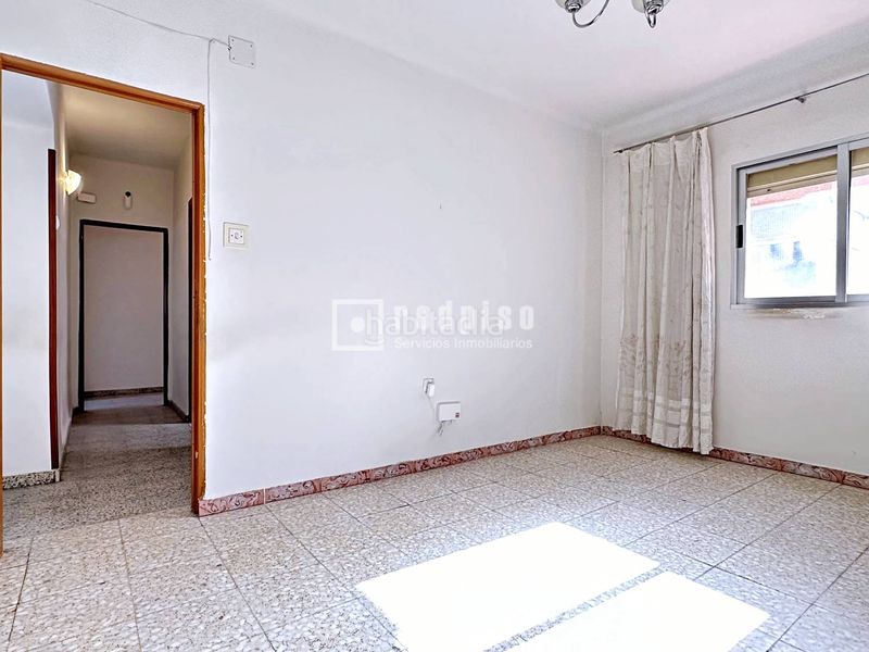 Foto 1b4b7b30-0697-4b7e-8f13-258b731ee1bb. Pis a Canillejas Madrid