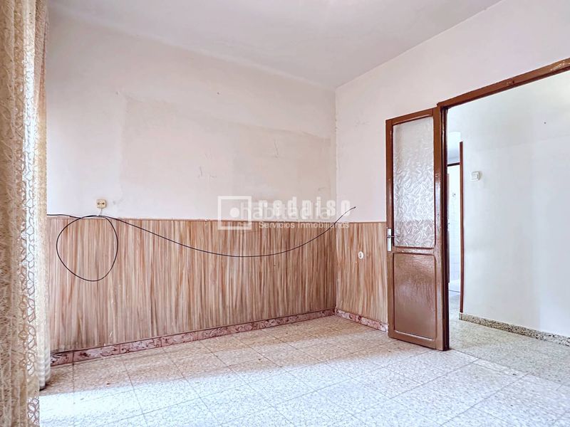 Foto 3c6a4ad8-eff9-4e04-a98d-5574547c2e89. Piso en Canillejas Madrid