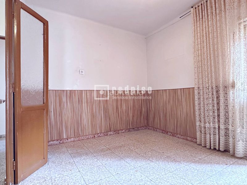 Foto c1d497a2-8c5c-495c-b1af-7ab1e9efa2d1. Piso en Canillejas Madrid