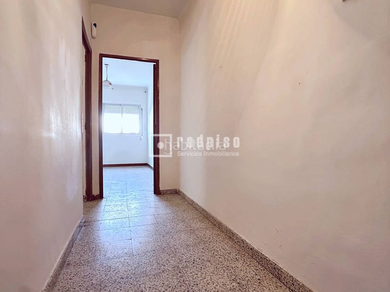 Foto e639a8ba-a4ab-4520-b1c1-36d92a76f361. Piso en Canillejas Madrid