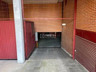 Aparcament cotxe a Dehesa Vieja-Puente Cultural