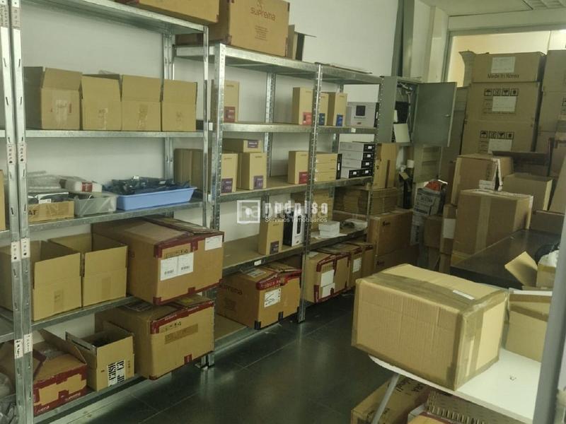 Foto 23775209-8a8e-4f19-aef2-b8beb3bcb6a3. Bureau avec parking dans Polígono Industrial-Norte San Sebastián de los Reyes