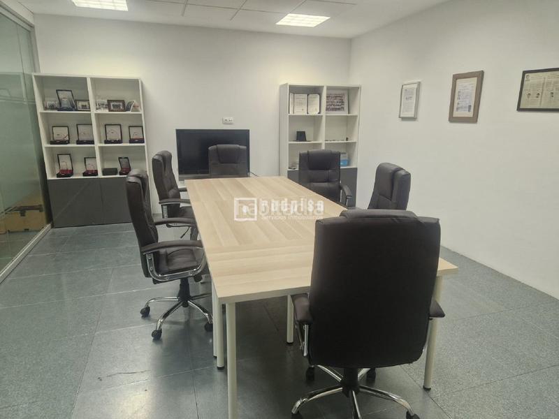 Foto 8ff744d8-36d0-401f-b40f-b223c8752a57. Office space with parking in Polígono Industrial-Norte San Sebastián de los Reyes