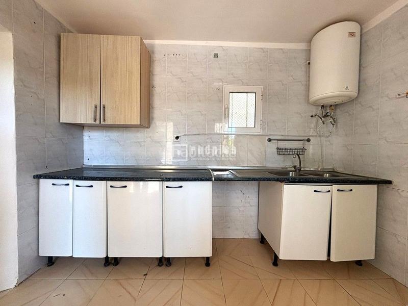 Foto 0b1862f6-720b-435c-b6f3-500388318f9f. Chalet en Villaconejos