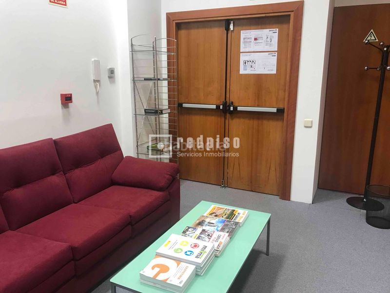 Foto 21f60358-aa5c-43ba-84ef-8de184a6a870. Ufficio in Polígono Industrial Sur San Sebastián de los Reyes