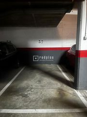 Aparcament cotxe en Urbanizaci�n El Mediterr�neo. Se vende plaza de garaje en zona zarzalejo
