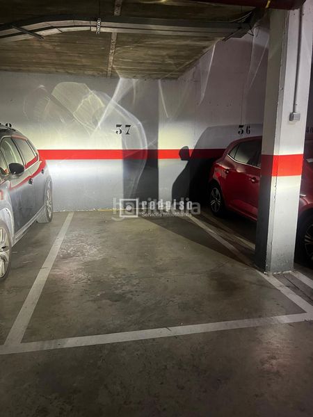 Foto 53991344-7315-4049-9612-be48a8bd46a9. Aparcament cotxe a Urbanización El Mediterráneo Arroyomolinos