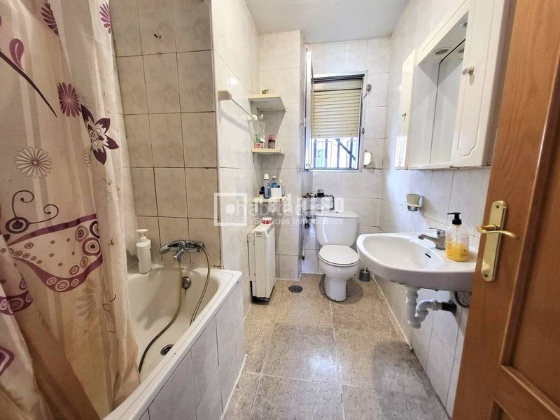 Foto 9fc4207c-41fb-44d5-a722-88b8d4a6aacb. Pis amb calefacció a Vista Alegre Madrid