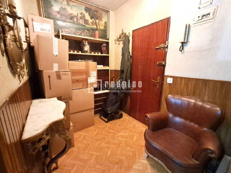 Foto e50b4bee-8daf-4ea4-bd24-33eb0d63c05f. Pis amb calefacció a Vista Alegre Madrid