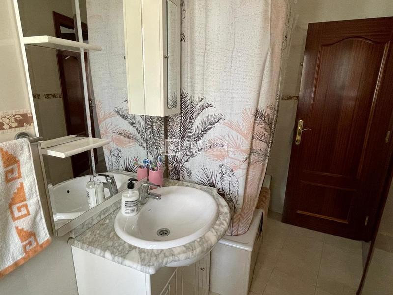 Foto 0073d8ac-09e0-4b05-b942-3cea65670734. Piso redpiso zona oporto tiene en venta tu nuevo hogar! en Madrid