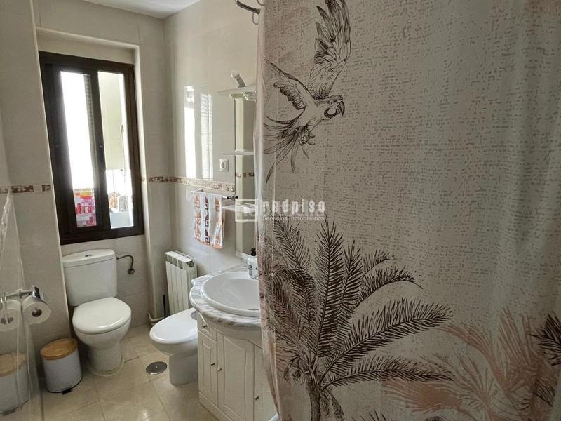 Foto b8ad6aee-0307-424f-8fc4-1dd9140993c1. Piso redpiso zona oporto tiene en venta tu nuevo hogar! en Madrid