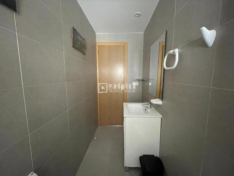 Foto 0cd5a4fa-c514-45a4-bcc5-bb5500f3948b. Piso redpiso zona oporto vende en Abrantes Madrid