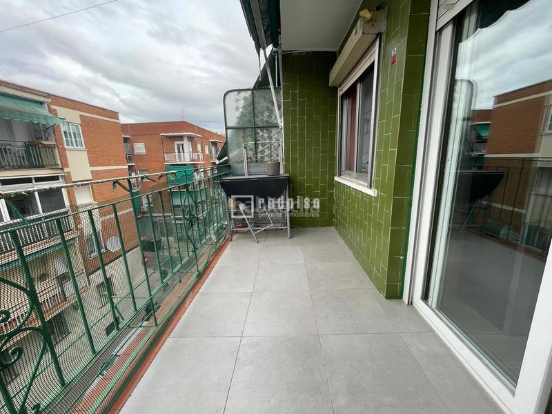 Foto 2f1c075f-67f3-4182-81bb-03ba3ced220b. Piso redpiso zona oporto vende en Abrantes Madrid