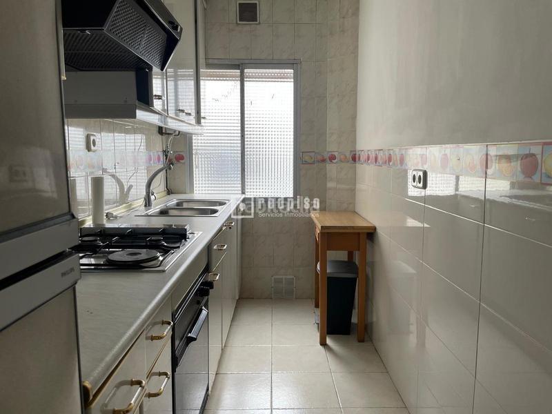 Foto 4aab497e-347f-401f-9043-05734b741c76. Piso redpiso zona oporto vende en Abrantes Madrid