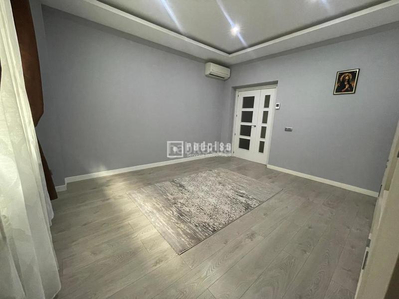 Foto 3a059b8f-9009-4001-9003-0663e7b339d0. Flat with heating in Abrantes Madrid