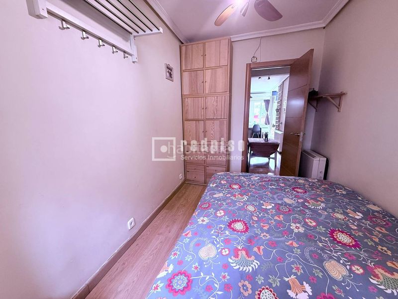 Foto 0f5bb94d-45ef-4dc6-acb7-f19d5a96bc6d. Piso en Abrantes Madrid