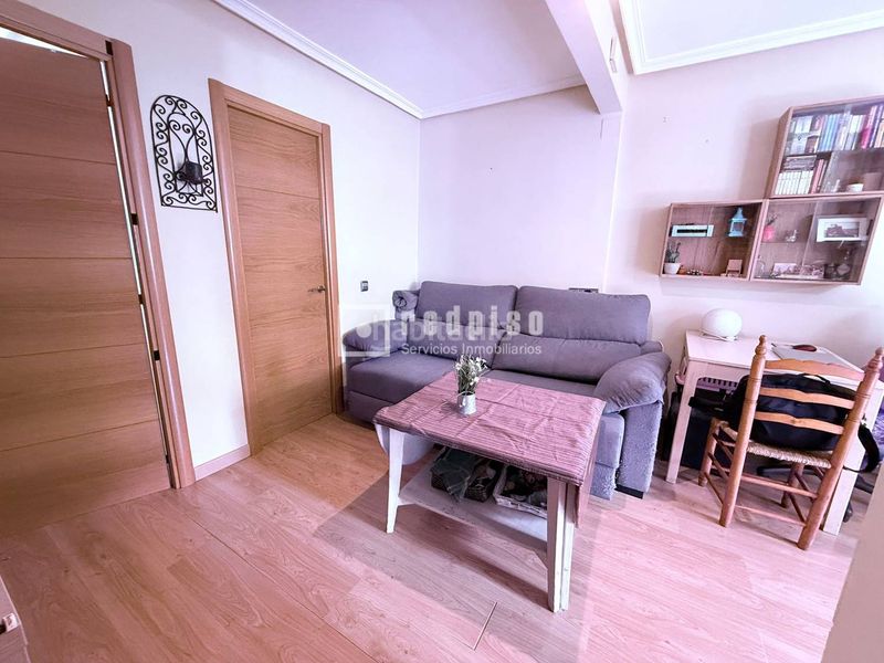 Foto 6af6a35b-5893-4743-9135-62a1a683fdd1. Piso en Abrantes Madrid