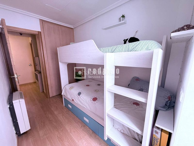 Foto de25b561-b60f-477b-bba5-a281dbe907ca. Piso en Abrantes Madrid