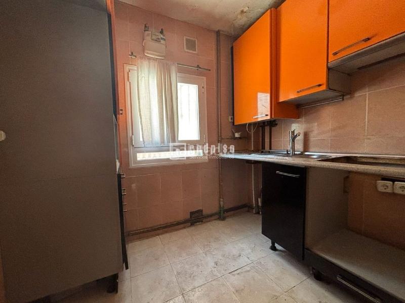Foto 8cad5a84-c8da-406d-948e-831e5b4f9897. Piso en Puerta Bonita Madrid