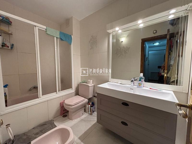 Foto f347af8e-2032-4d7a-b5fd-b4665d11a5c8. Appartamento con riscaldamento in Puerta Bonita Madrid