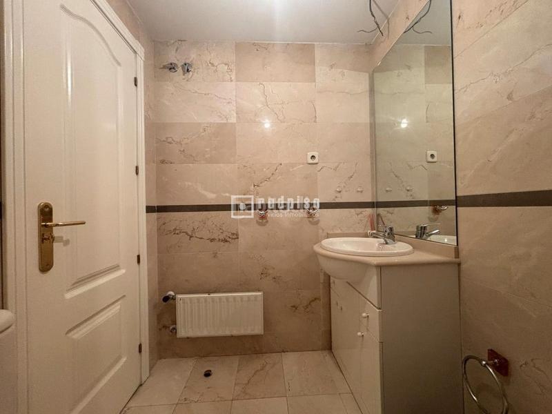 Foto bc06cc26-b30d-46d3-b45a-73695b73da2d. Appartamento con riscaldamento parcheggio piscina in Madrid