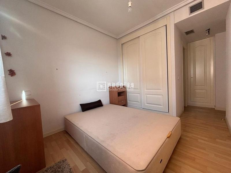 Foto f6669b9d-19a1-4dd1-8f06-0e341e48ac04. Appartamento con riscaldamento parcheggio piscina in Madrid