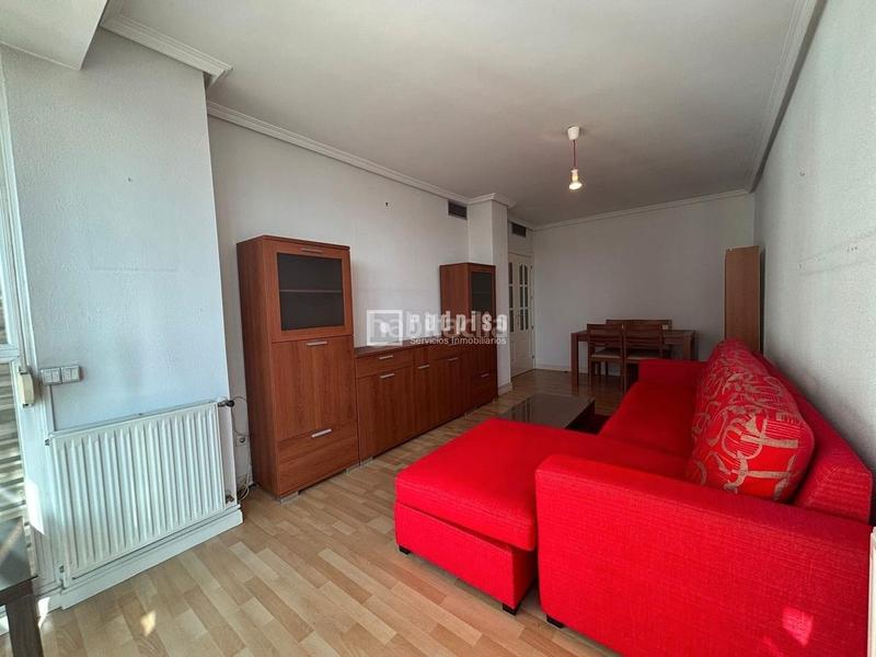 Foto 66875944-91b0-43c8-b123-246d7fe92a65. Flat with heating parking pool in Abrantes Madrid