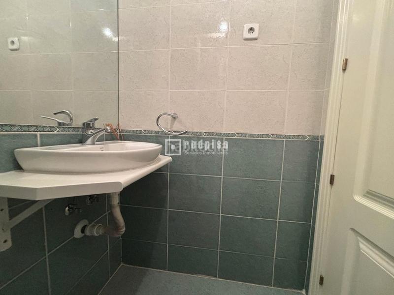 Foto 5da78e77-b827-446f-91dc-ff4454fcc2b0. Piso en Abrantes Madrid