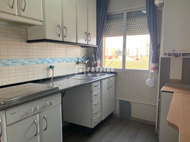 Foto 6e4f487a-e924-4d8c-a8e1-dc3312c1da1e. Flat with heating in Abrantes Madrid