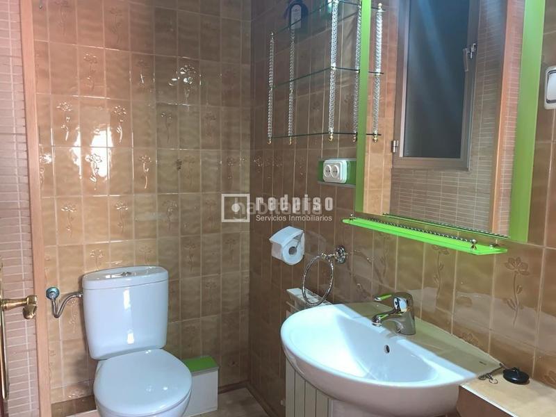 Foto d2432072-4bab-455d-a4a0-aaaafca0960e. Piso en Abrantes Madrid