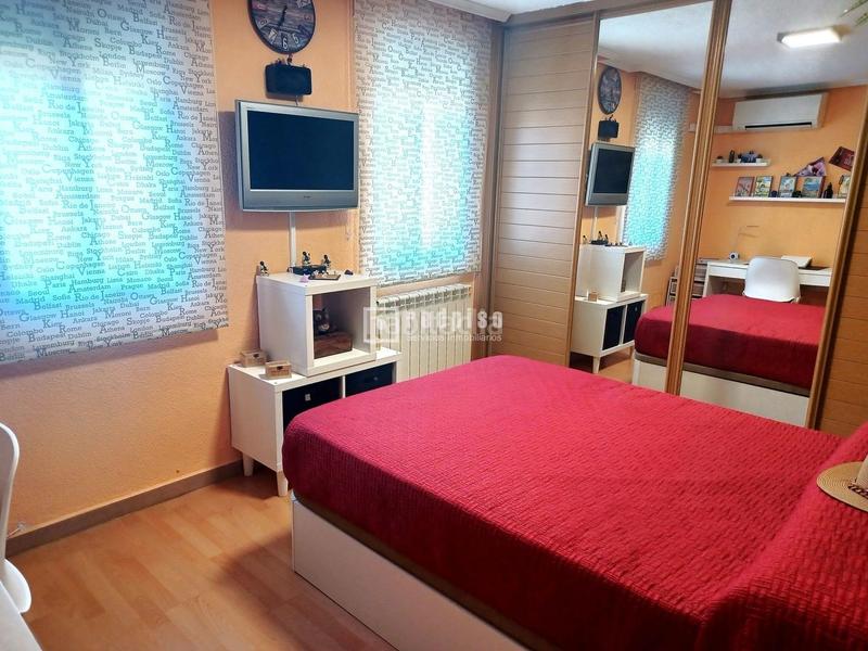 Foto 36c5b972-a520-43df-8011-17e8a153ce09. Piso excelente estado para entrar a vivir en Simancas Madrid