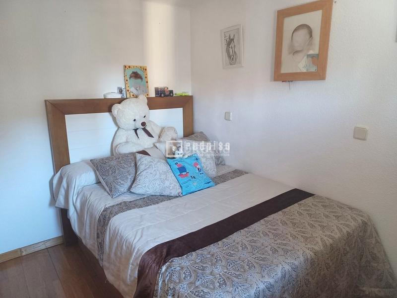 Foto 7fd3ce9a-88d2-4d0d-998e-d32ee91ad89e. Pis a Simancas Madrid