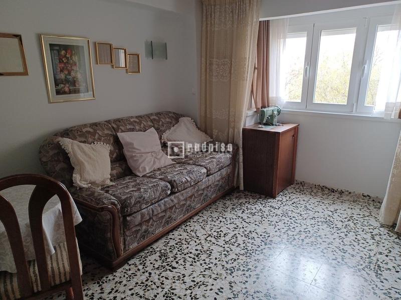 Foto f4674ede-6312-47ed-92ee-07e19596273a. Flat with heating in Simancas Madrid