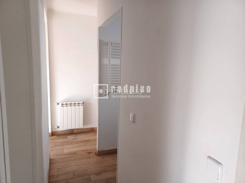 Foto afe8de94-abf1-474a-a75a-8a84b9b2417f. Pis amb calefacció a Simancas Madrid