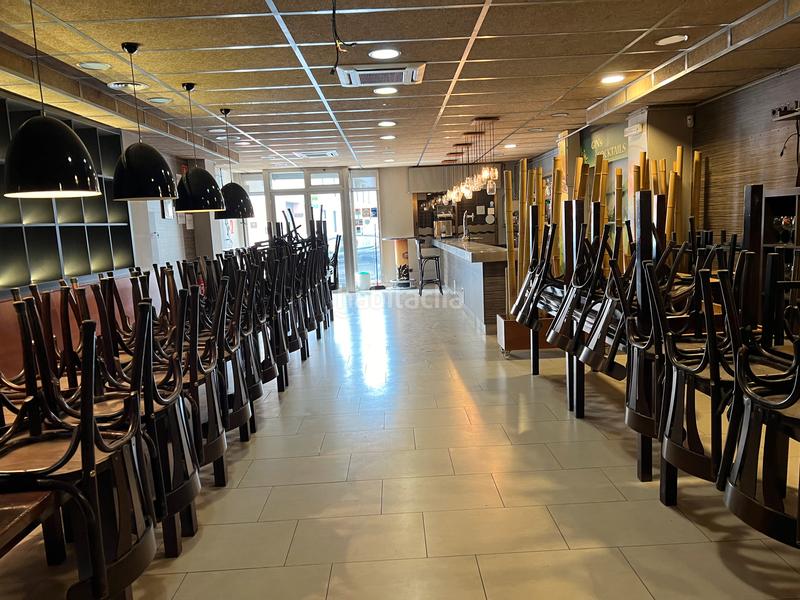 Foto dd2b9dfa-235d-4782-b500-9f4bf7064473. Location local commercial dans carrer del sol 75 dans Mollet del Vallès