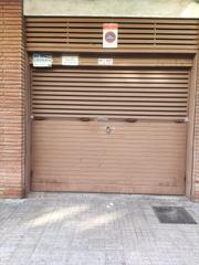 Lloguer Aparcament de moto a Carrer d'anselm clavé 42. Parking moto en el centro