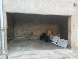 Rent Motorcycle parking in Carrer d'alsina 36. Parking de motos