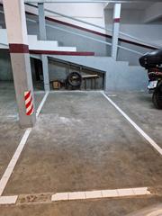 Parking coche en Carrer de juan de garay 29. Plaza de parking en juan de garay 39