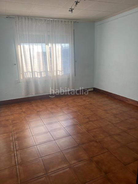 Foto b48c9cf0-c761-44ec-be47-39215e5f456b. Piso  3 hab mollet del valles sin ascensor en Mollet del Vallès