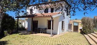 Location Maison à Sant Fost de Campsentelles. Casa en sant fost alquiler estudiantes