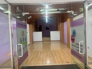 Lloguer Local Comercial a Avinguda de jaume i 141. Local comercial de alquiler en col·legis nous