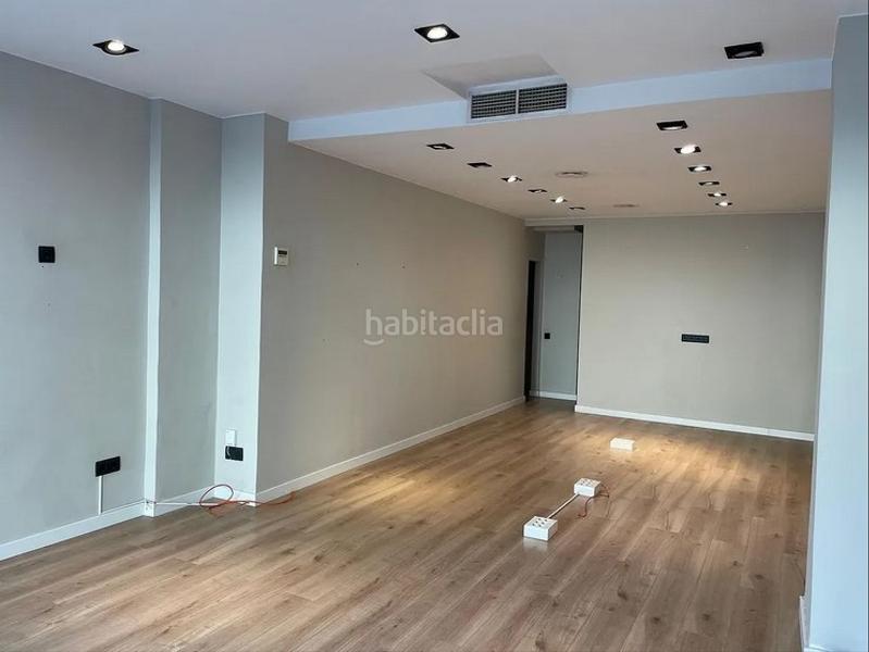 Foto 434ec3fe-bb42-49bc-84c2-0ed267a020ad. Local comercial a Estació de França Mollet del Vallès