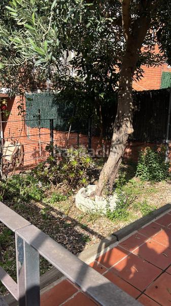 Foto 7f482489-d629-4004-ba58-82a435f8424d. Casa adossada amb xemeneia calefacció aparcament a Mollet del Vallès