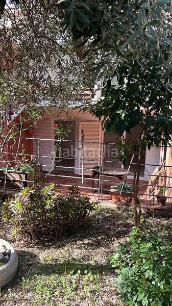 Foto bb45b305-188a-4bce-81fc-6f309f108772. Casa adossada amb xemeneia calefacció aparcament a Mollet del Vallès