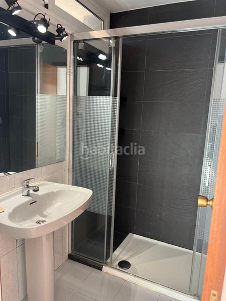 Foto c609c80e-1cd7-40bd-ab26-6ad21221fc72. Casa adossada amb xemeneia calefacció aparcament a Mollet del Vallès