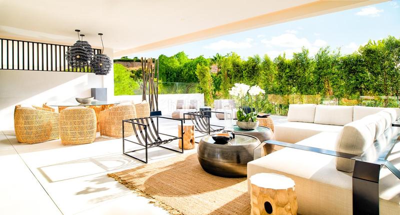 Foto c8e98d8a-e69a-433a-ae38-e540d73a9e04. Apartament amb calefacció aparcament piscina a Las Lomas de Río Verde Marbella