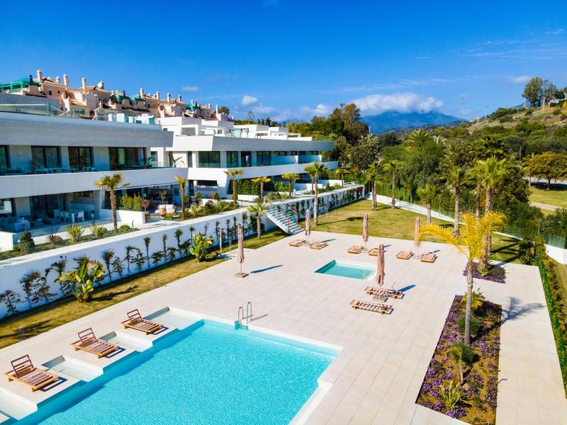 Foto 71eee705-2887-4b9c-a8a3-8aa38caf62a8. Apartment with heating parking pool in Las Lomas de Río Verde Marbella