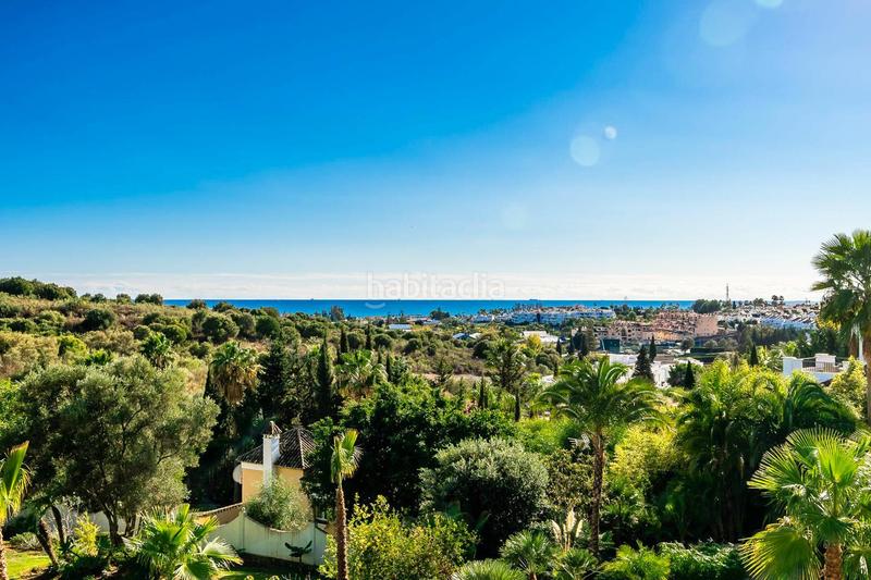 Foto a64c4edd-ef98-4b8b-8c68-f6ad243ba6a3. Casa amb calefacció aparcament piscina a El Paraíso Benahavís