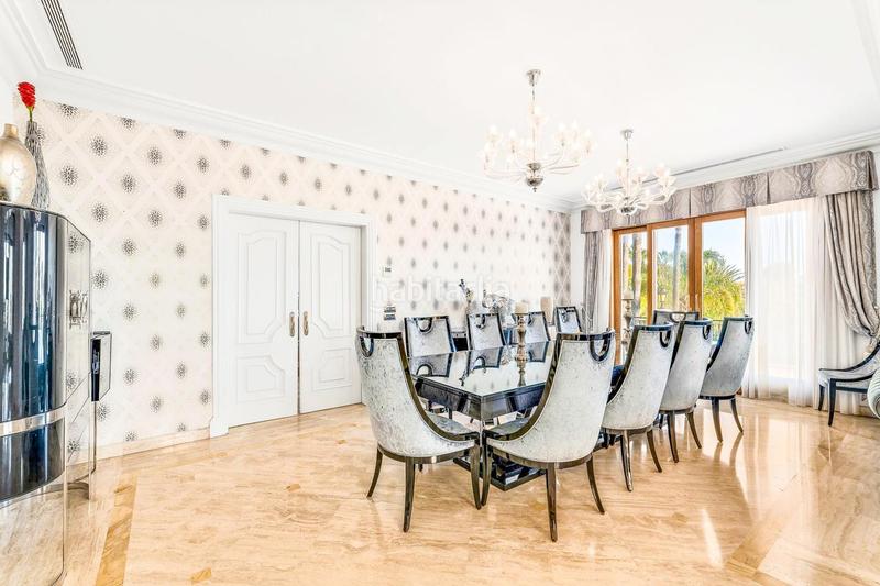 Foto aa3f4d7a-bbf3-47c8-affd-0ba27d7df79b. Casa amb calefacció aparcament piscina a El Paraíso Benahavís